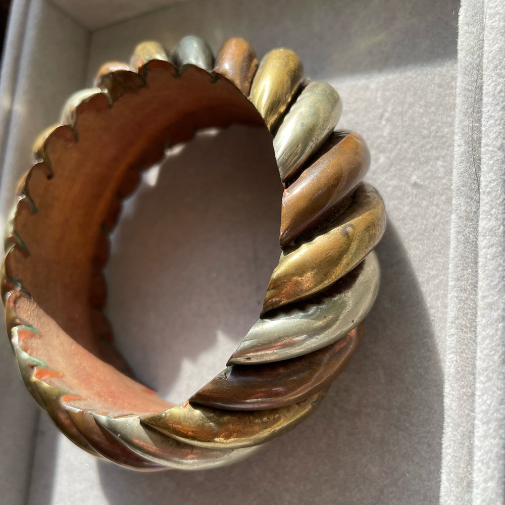 Vintage 70’s wooden bracelet